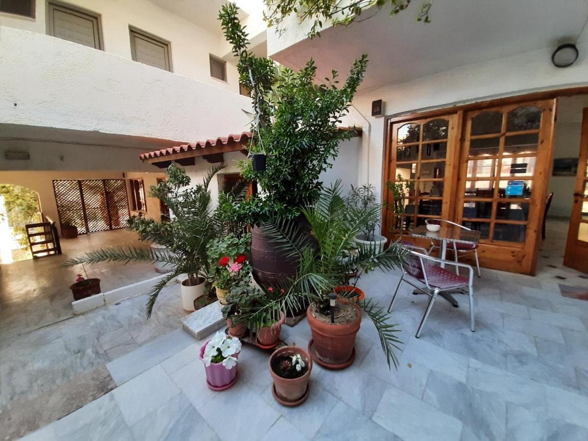 Ostria Hotel Agia Galini  Exterior photo