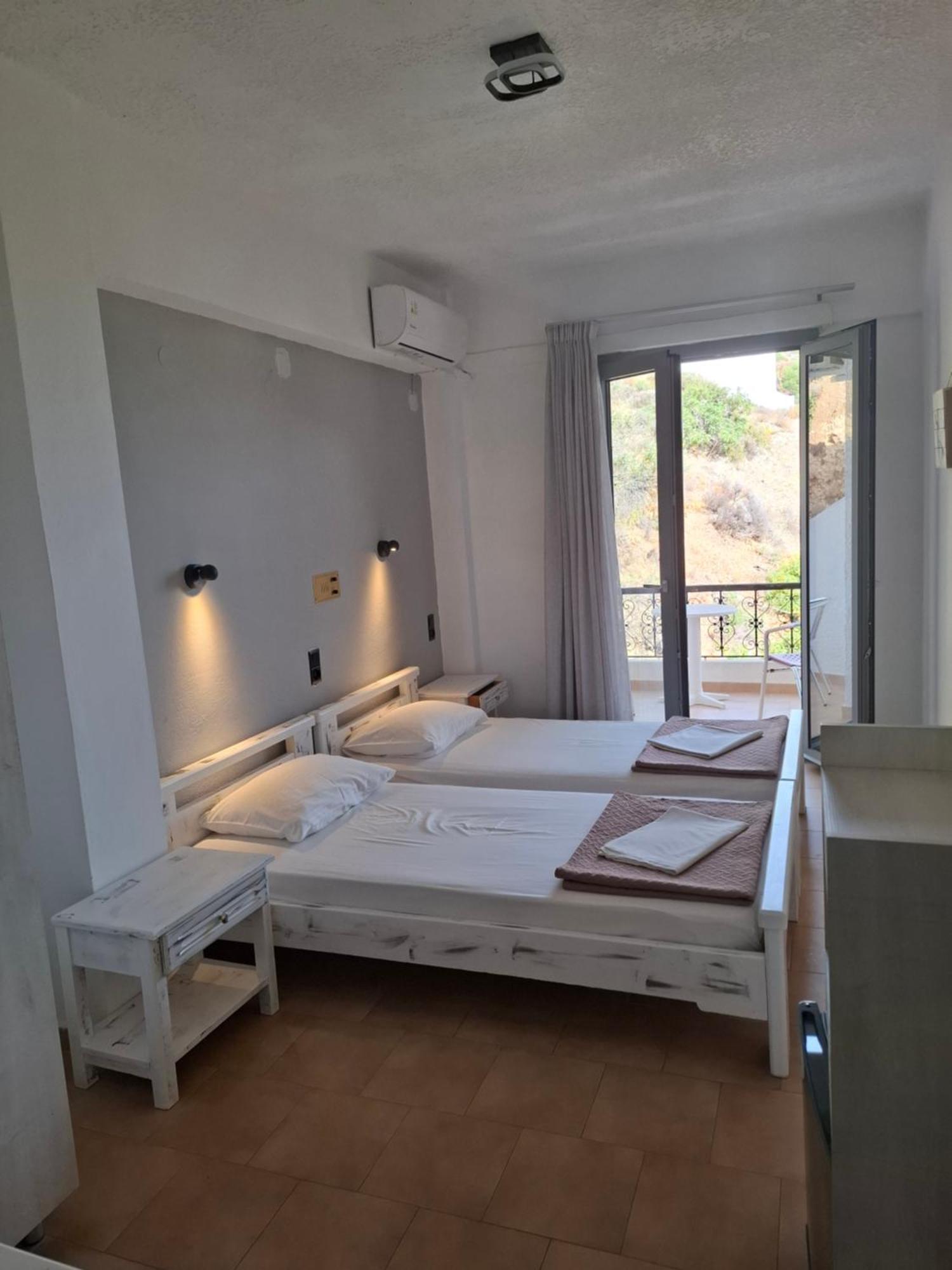 Ostria Hotel Agia Galini  Exterior photo