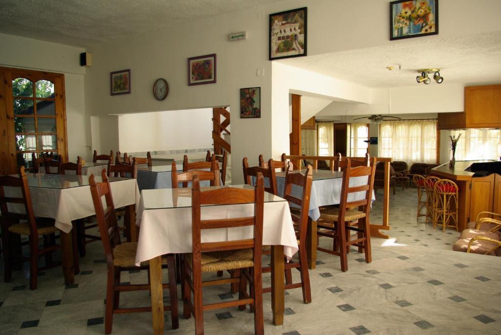 Ostria Hotel Agia Galini  Exterior photo